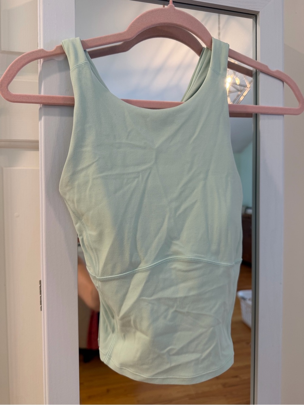 Lululemon Sleeveless Mint Green Women’s Tank Top